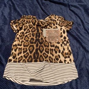 Girls tshirt size 10